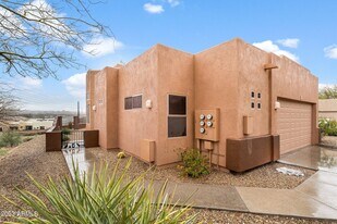 1 Northridge Cir in Wickenburg, AZ - Building Photo