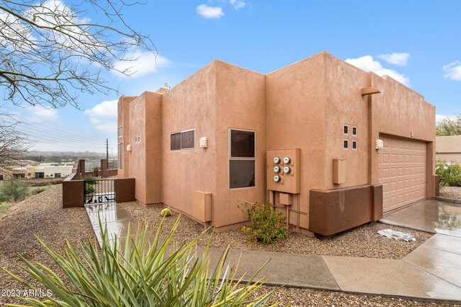 property at 1 Northridge Cir