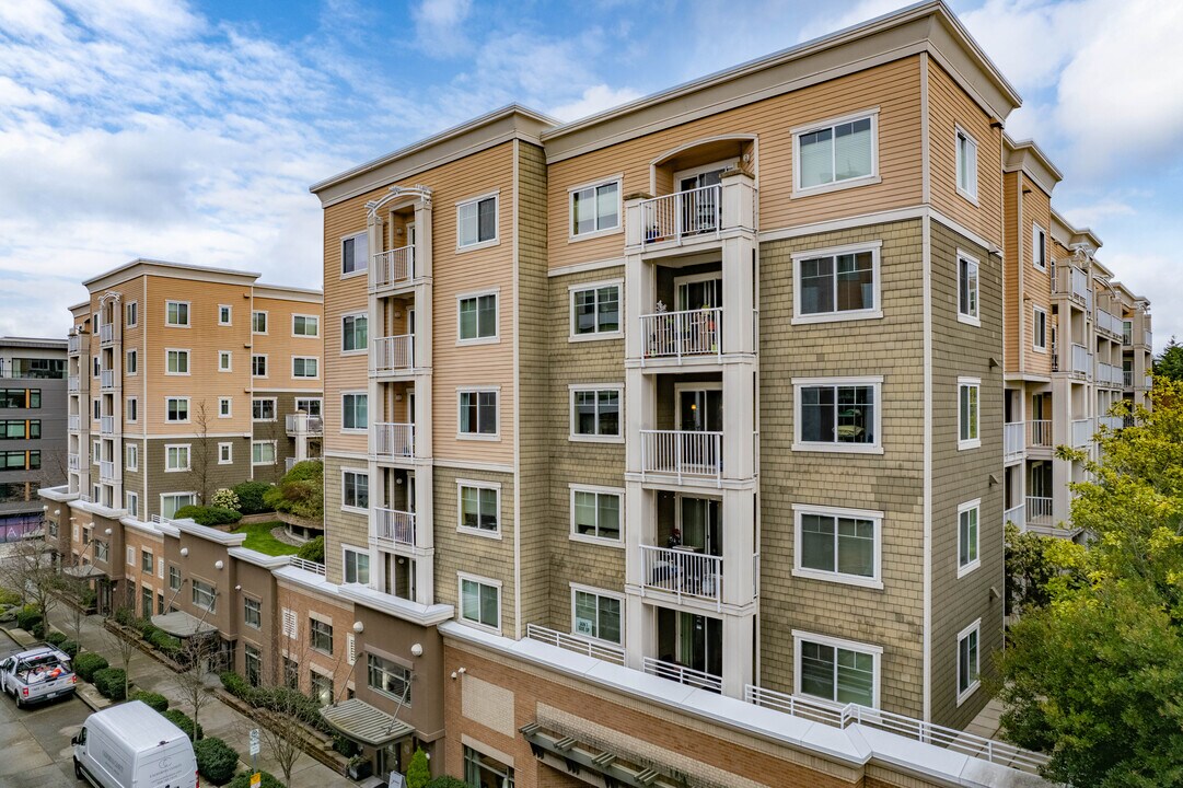 Ballard Place Condominiums in Seattle, WA - Building Photo