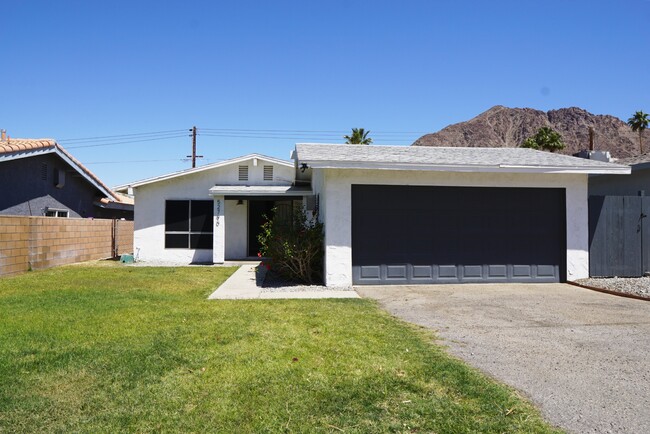 property at 52790 Avenida Navarro