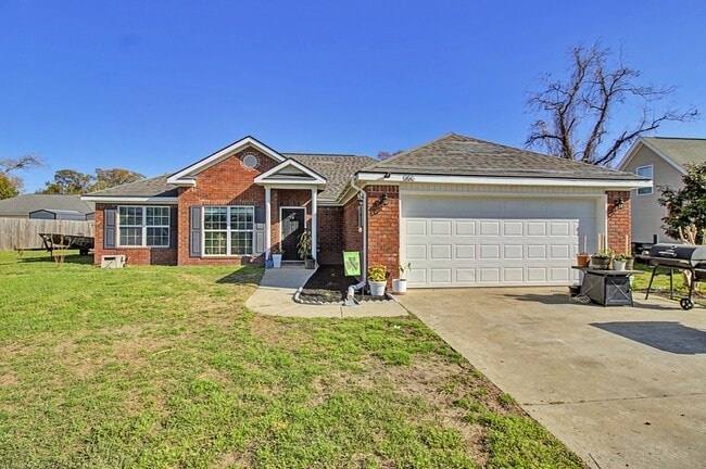 property at 146 Auburn Cir