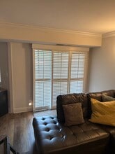 5901 Mount Eagle Dr, Unit Montebello Condo in Alexandria, VA - Foto de edificio - Building Photo