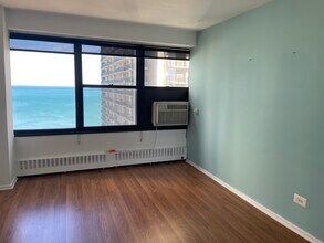 6030 N Sheridan Rd, Unit 1904 in Chicago, IL - Foto de edificio - Building Photo
