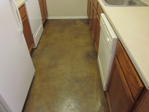 10727 Mathom Landing in Universal City, TX - Building Photo - Building Photo