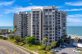 Dan's Island Condos in Clearwater, FL - Building Photo - Building Photo