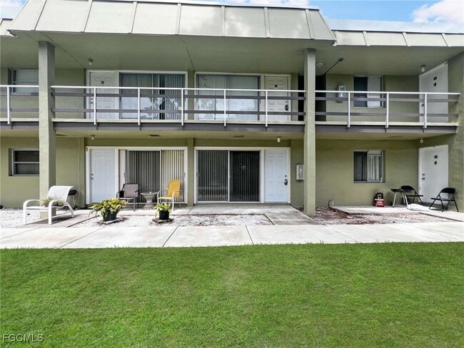 property at 1852 Golf View Ave