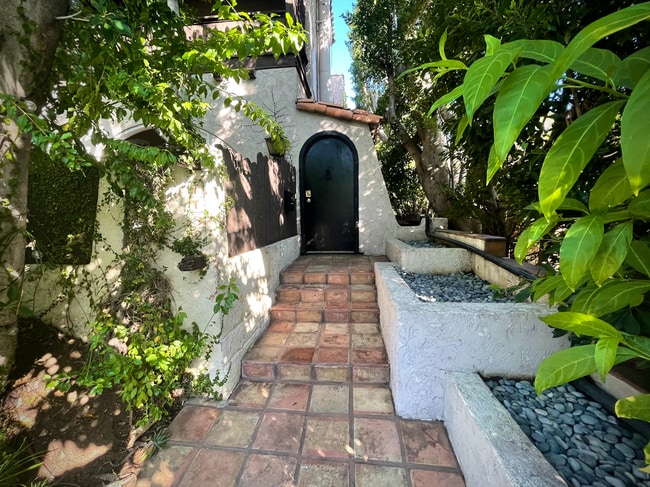 1132 Cory Ave, Unit 1132 Cory Ave