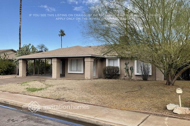 property at 726 W Laguna Azul Ave