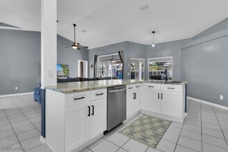 1624 SW 44th Terrace in Cape Coral, FL - Building Photo - Building Photo