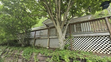 579 N River Rd in Sylva, NC - Building Photo - Building Photo
