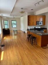 Greenwood Apartments in Chicago, IL - Foto de edificio - Building Photo