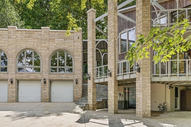 5729 Stoneway Trail in Nashville, TN - Building Photo - Building Photo