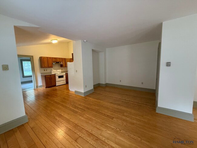5961 Lebanon St-Unit -1 in Hamilton, NY - Building Photo - Building Photo