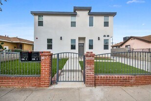 513 S Oak St in Inglewood, CA - Building Photo