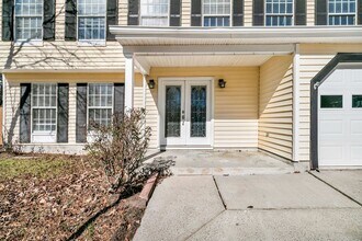 121 Sully St in Goose Creek, SC - Building Photo - Building Photo