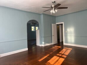 214 Goffe Terrace in New Haven, CT - Foto de edificio - Building Photo