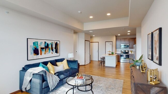 Van Buren East in Sun Prairie, WI - Foto de edificio - Building Photo