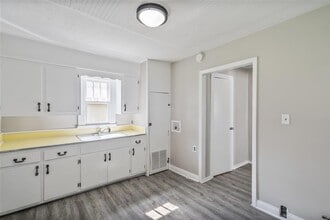 403 McKenna St in Glasgow, KY - Building Photo - Building Photo