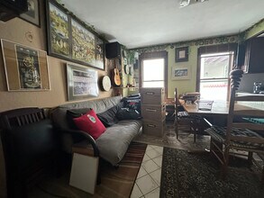21 Speridakis Ter in Cambridge, MA - Building Photo - Building Photo