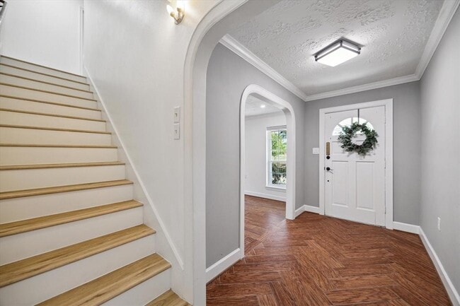 5731 S Braeswood Blvd in Houston, TX - Building Photo - Building Photo