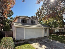 5435 Gooseberry Way in Oceanside, CA - Building Photo