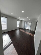 1700 Fayette Walk in Hoffman Estates, IL - Building Photo - Building Photo