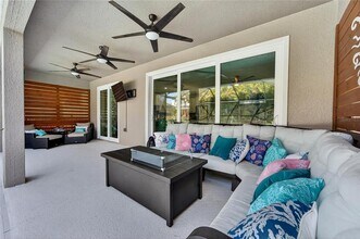 7504 Lantern Park Ave in Apollo Beach, FL - Building Photo - Building Photo