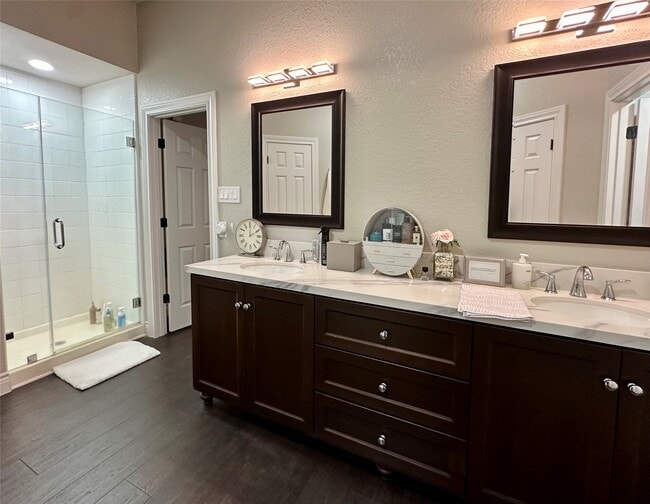 21641 Forest Colony Dr in Porter, TX - Building Photo - Building Photo