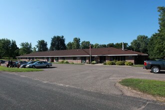Countryside Apartments in Somerset, WI - Foto de edificio - Building Photo