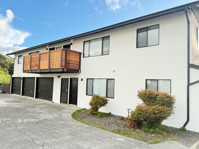 property at 1440 Myrtle Avenue