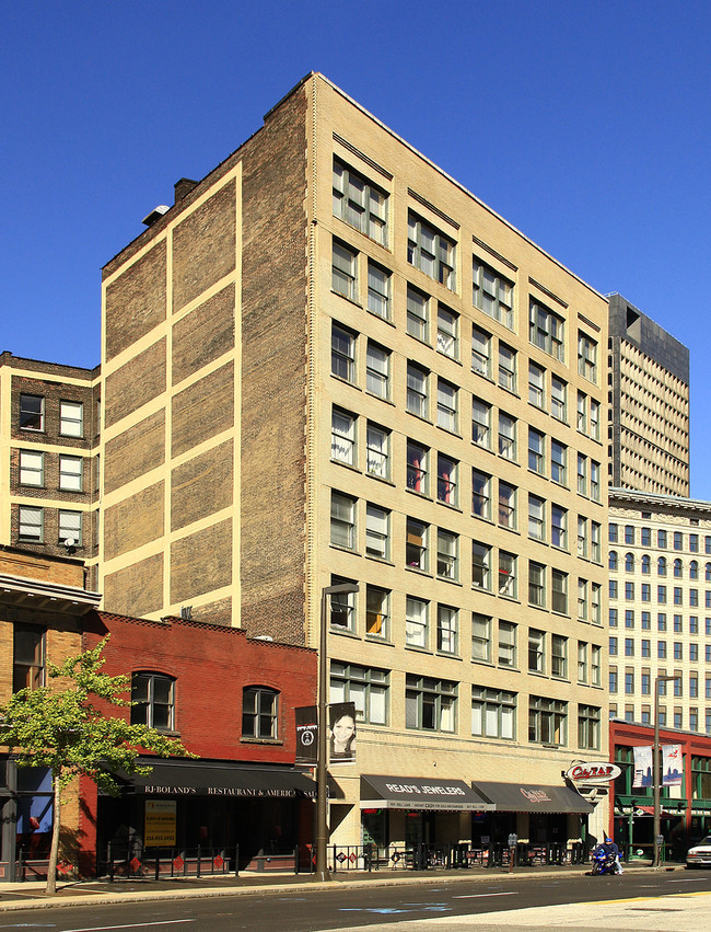 Pointe at Gateway in Cleveland, OH - Foto de edificio - Building Photo