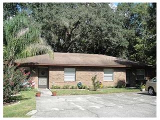 Malibu Court in Lakeland, FL - Building Photo