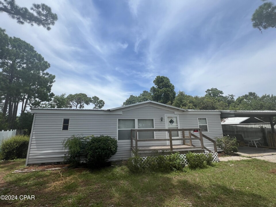 2103 Bent Oak Ct in Panama City, FL - Foto de edificio