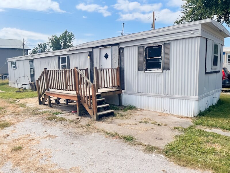 711 N 19th St in Hamilton, IL - Foto de edificio