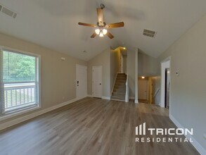 1955 Diamond Ridge Dr in Statham, GA - Building Photo - Building Photo