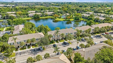 5052 Palmbrooke Cir in West Palm Beach, FL - Building Photo - Building Photo