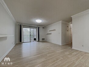 7992 Shady Oak Trail in Charlotte, NC - Building Photo - Building Photo