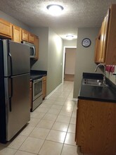 966 Jester Creek Ct in Jonesboro, GA - Building Photo - Building Photo