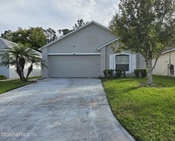 3584 Alec Dr in Middleburg, FL - Building Photo