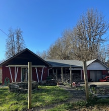 2015 SE Ridge Rd in Shelton, WA - Building Photo - Building Photo