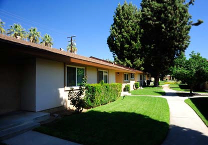 Sierra West in Glendora, CA - Foto de edificio - Building Photo