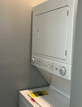 17 Townsend St, Unit 1 in Boston, MA - Building Photo - Building Photo