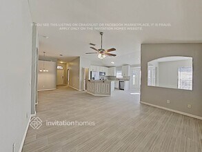 1831 Greystone Heights Dr in Valrico, FL - Building Photo - Building Photo