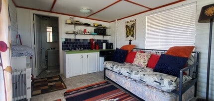 1180 W Lewis Rd in Ajo, AZ - Foto de edificio - Building Photo