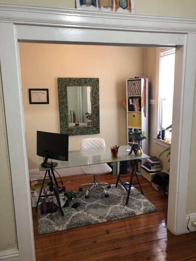 665 Columbia Rd, Unit 3