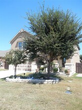 30328 Tiger Woods Dr in Georgetown, TX - Building Photo - Building Photo