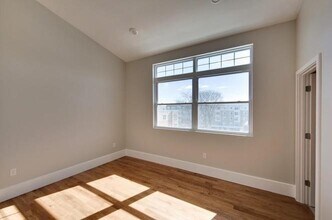 204 Spencer Ave in Chelsea, MA - Building Photo - Building Photo