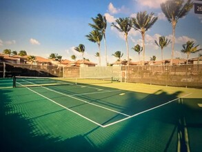 69-555-555 Waikoloa Beach Dr in Waikoloa, HI - Foto de edificio - Building Photo