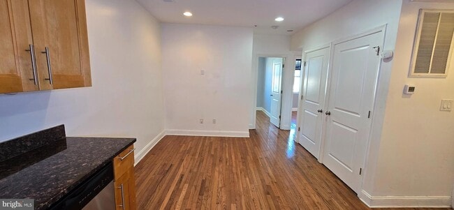 1835 Benning Rd NE, Unit 1 in Washington, DC - Foto de edificio - Building Photo