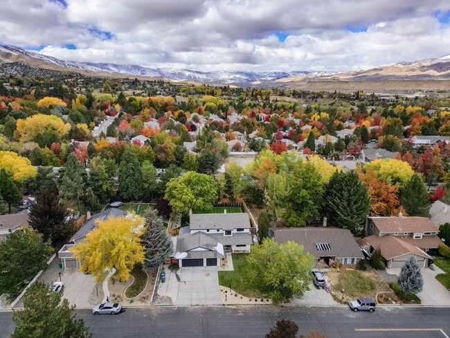 property at 3390 Thornhill Dr